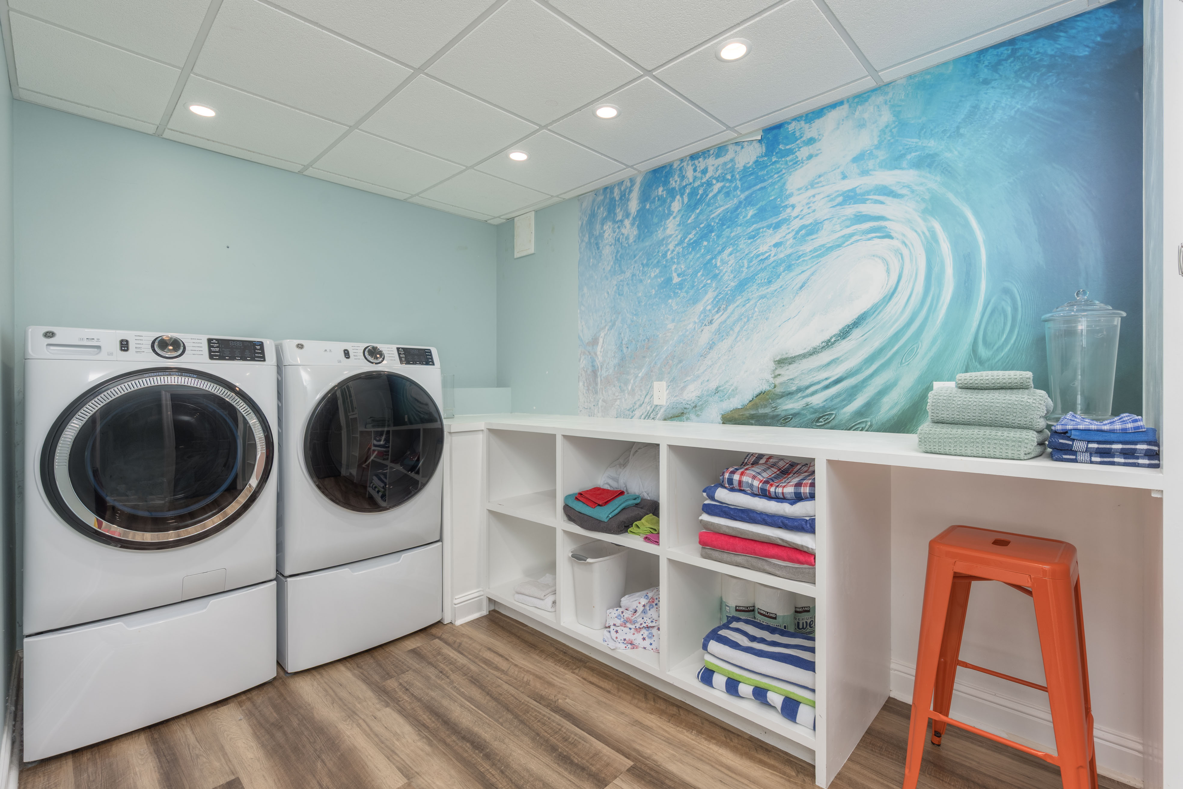 1571 Snug Harbor Drive image 30